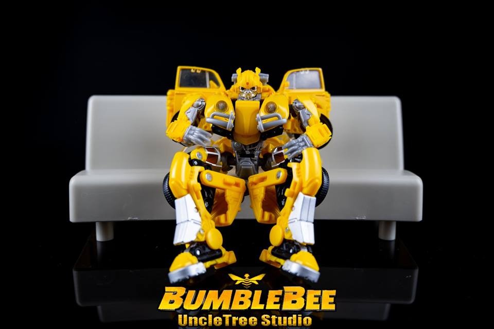 Transformers News: New High Quality Images of Transformers Studio Series 18 VW Bumblebee with Comparison