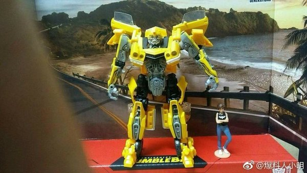 Transformers News: In hand pictures of SS-15 Bumblebee with Charlie and Car Modifications