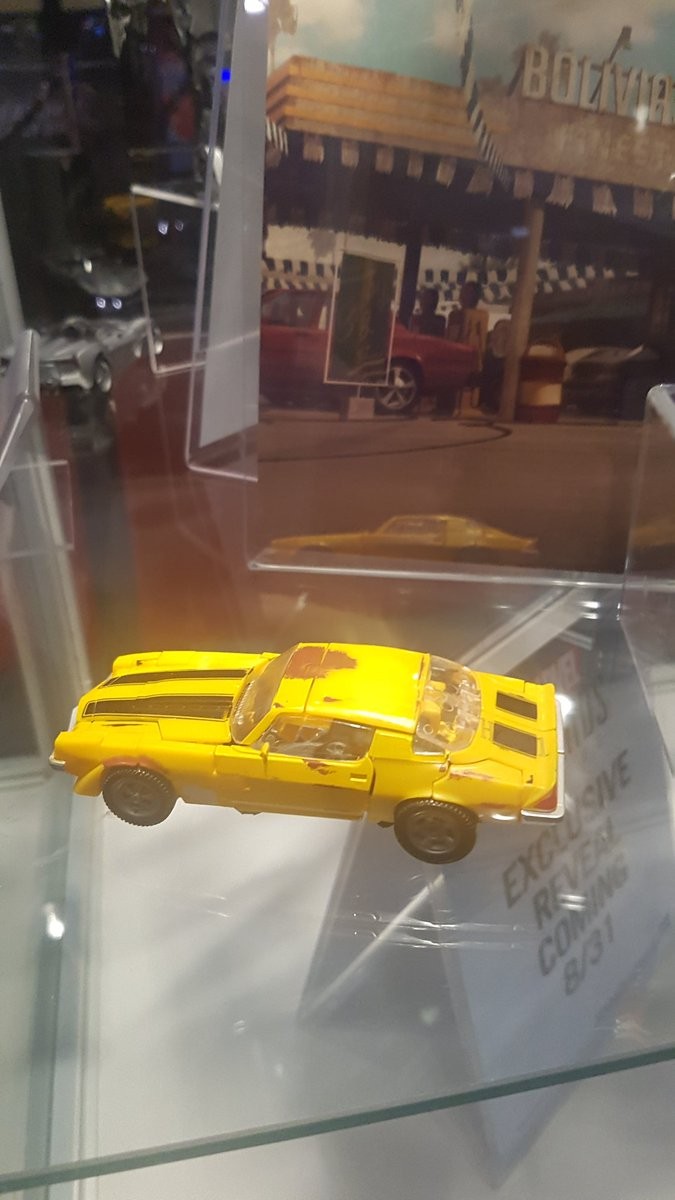 Transformers News: More Images of Transformers Studio Series Deluxe Reveals at Fan Expo Canada #FXC18 Transformers News: More Images of Transformers Studio Series Deluxe Reveals at Fan Expo Canada #FXC18