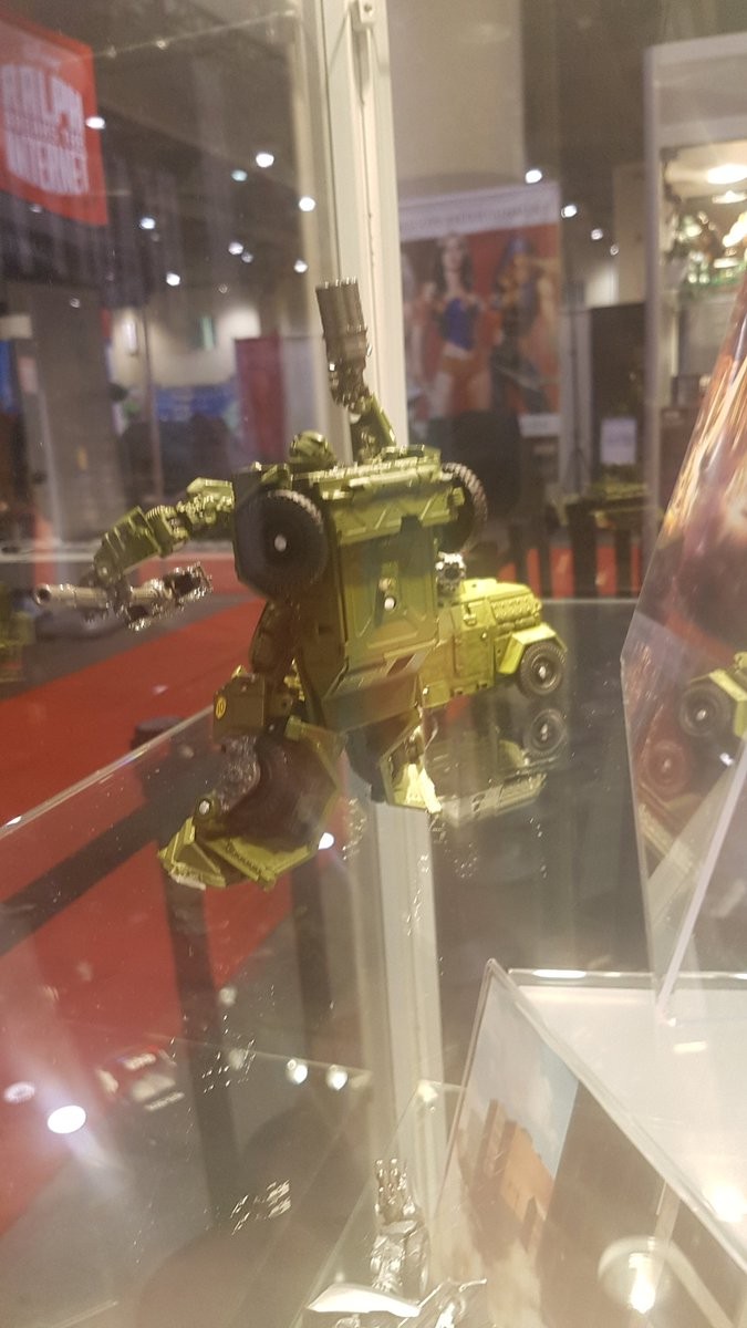 Transformers News: More Images of Transformers Studio Series Deluxe Reveals at Fan Expo Canada #FXC18 Transformers News: More Images of Transformers Studio Series Deluxe Reveals at Fan Expo Canada #FXC18