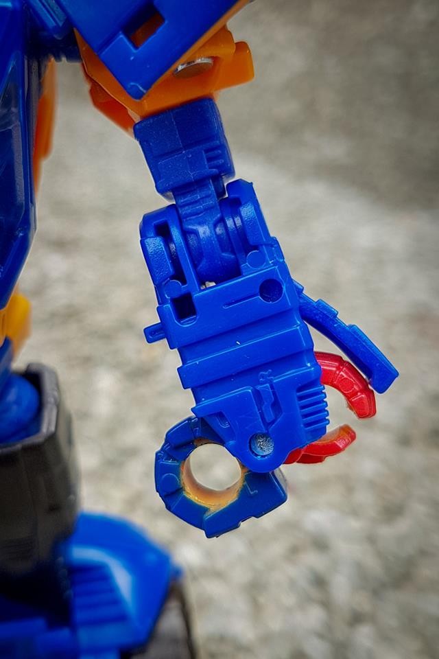 Transformers News: In Hand Images of Prime Wars Punch / Counterpuch with Prima Prime