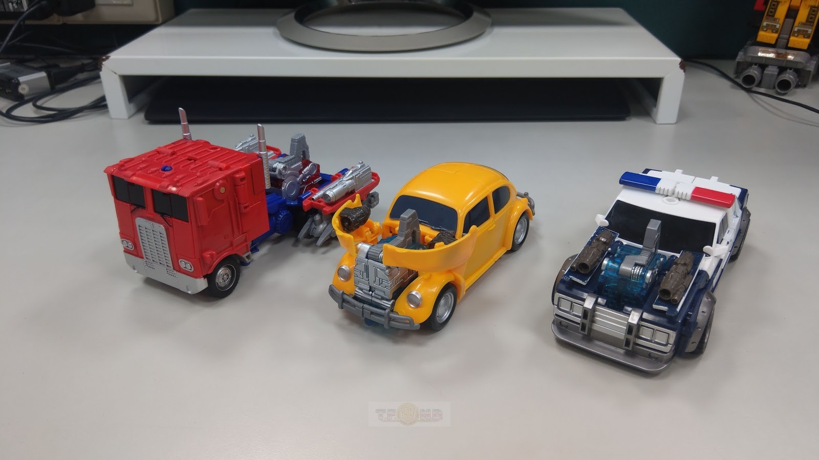 Transformers News: Transformers: Bumblebee Energon Igniters Nitro Series In-Hand Pictures and Demo Videos Transformers News: Transformers: Bumblebee Energon Igniters Nitro Series In-Hand Pictures and Demo Videos
