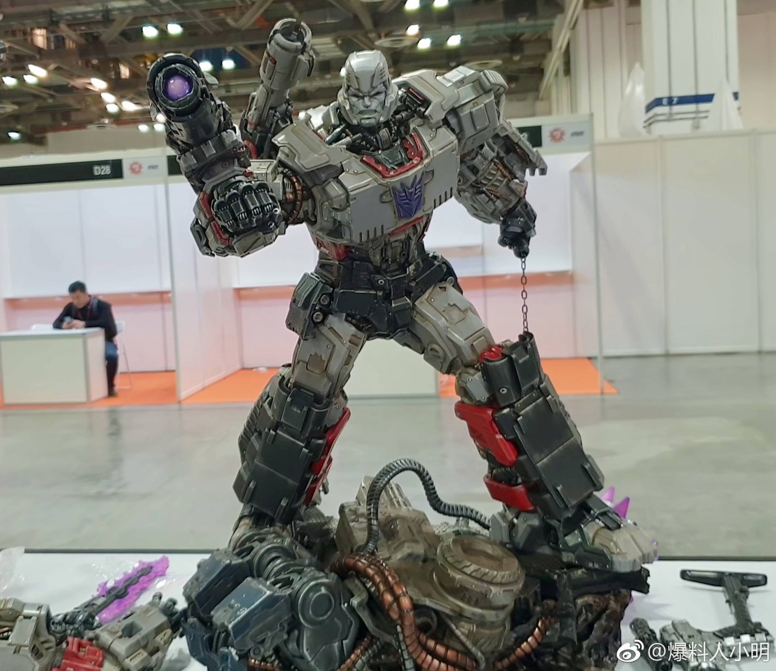 Transformers News: Video and Images of XM Studios Megatron Statue