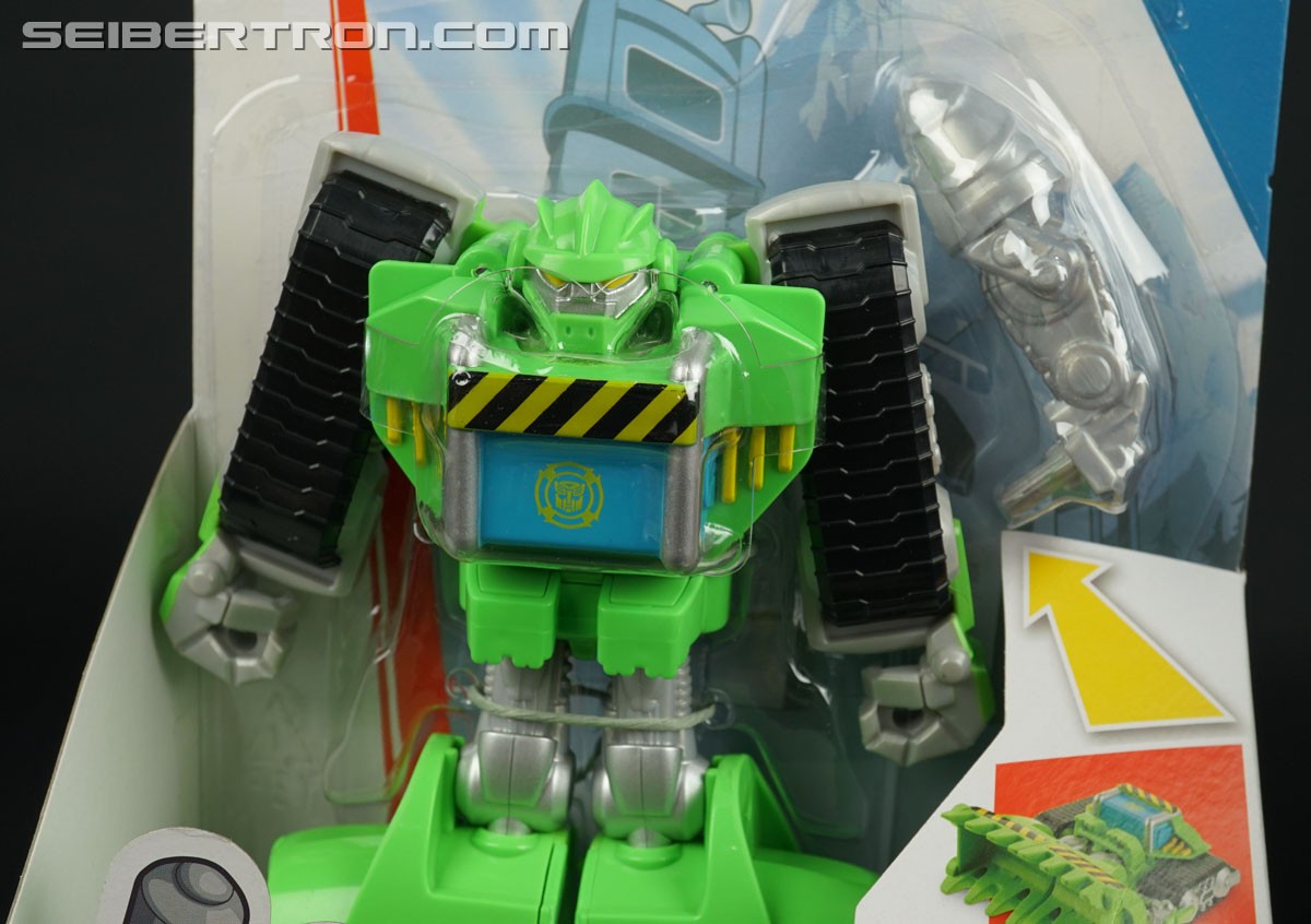 Transformers News: New Transformers Rescue Bots Figures Including More Show Accurate Paint Schemes in Stock