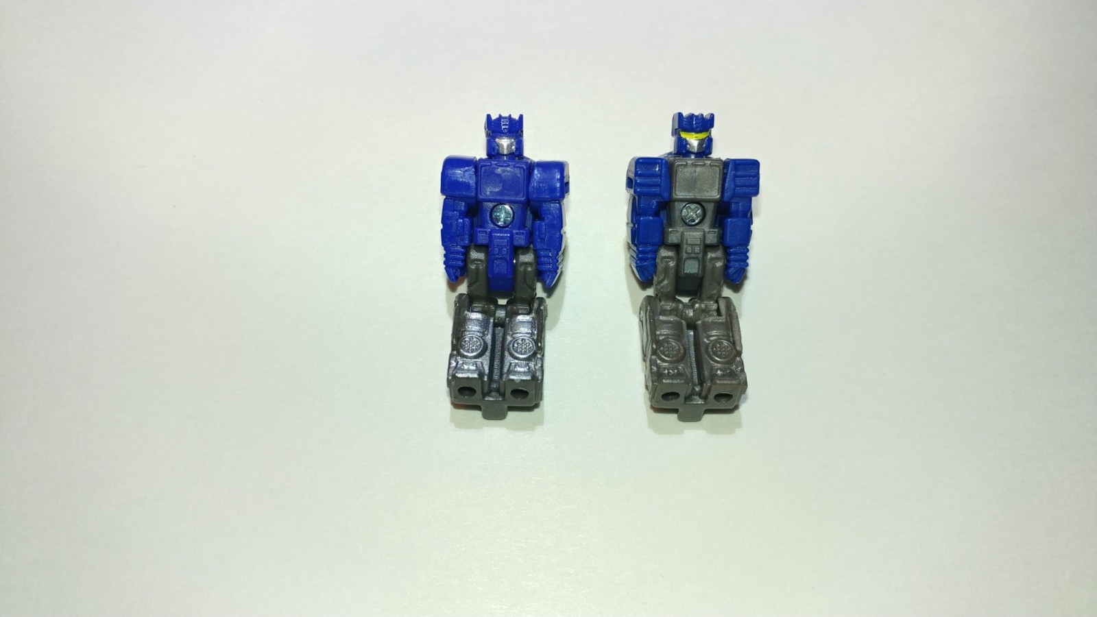 Transformers News: Comparison Images between Transformers Leader Soundwave from Bumblebee Movie and Titans Return