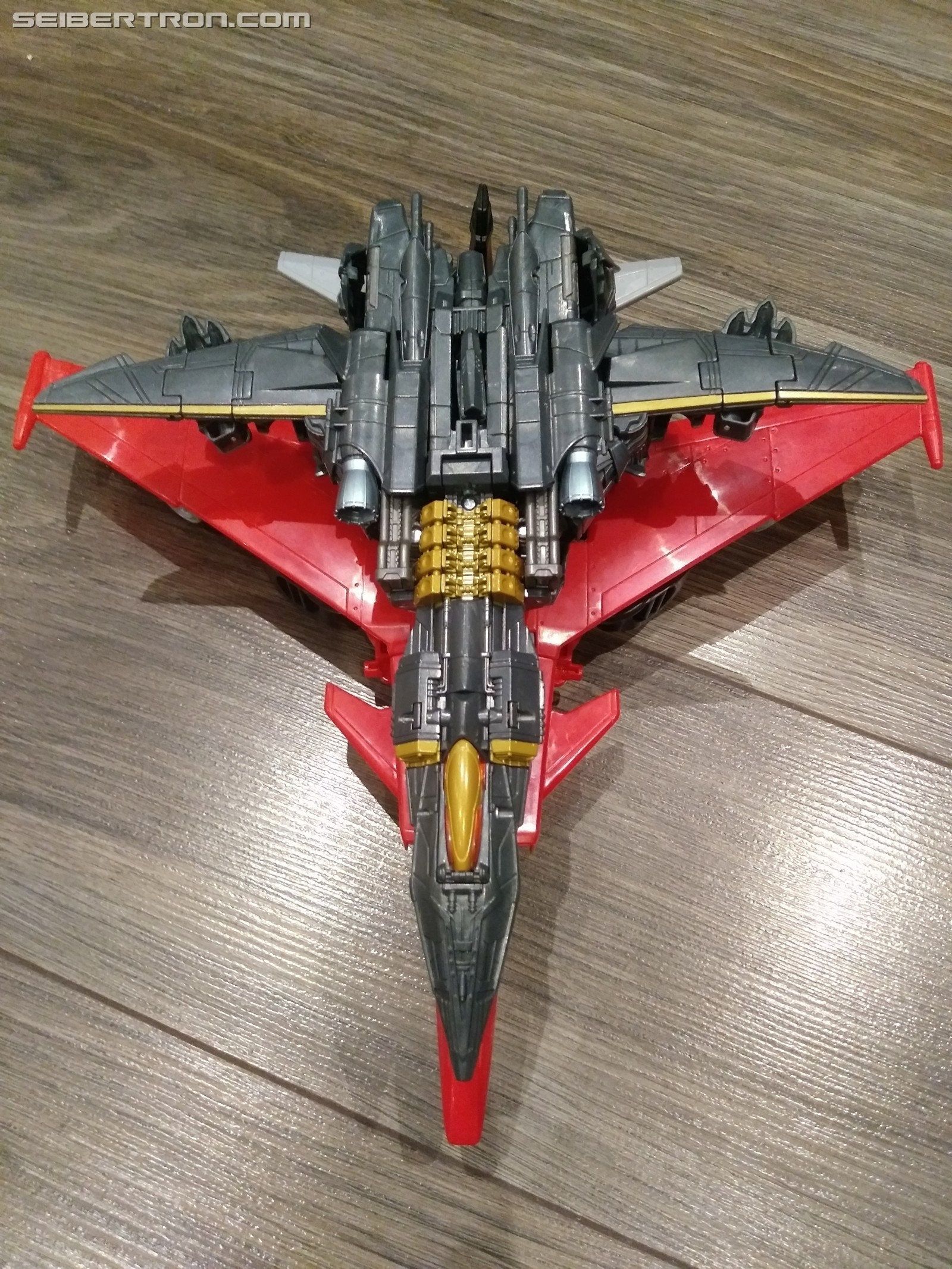 Transformers News: Pictorial Review for Transformers Bumblebee Movie Titan Changer Shatter
