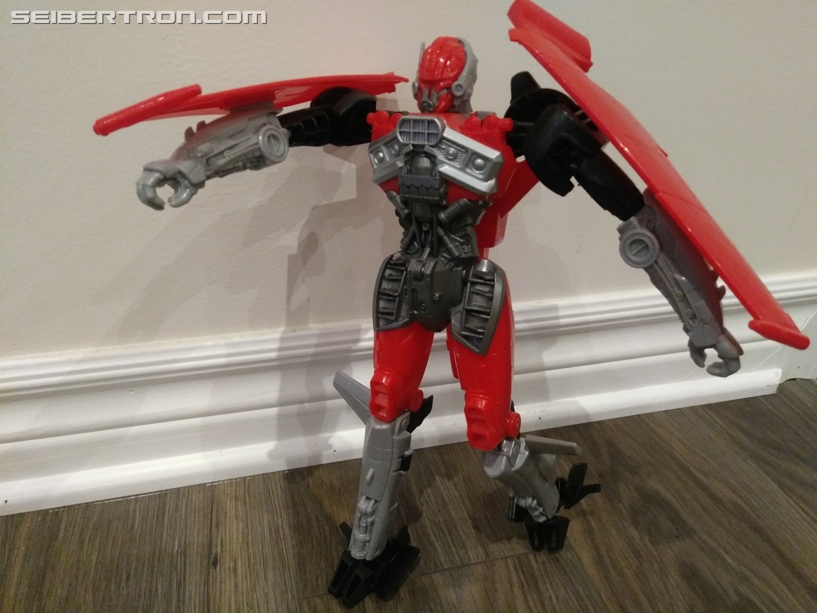 Transformers News: Pictorial Review for Transformers Bumblebee Movie Titan Changer Shatter