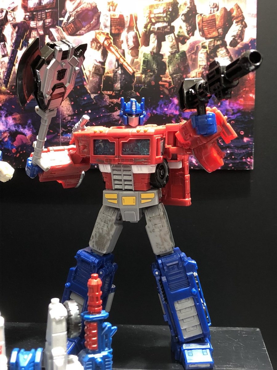 Transformers News: More Images of Takara Tomy Transformers War for Cybertron: Siege Line