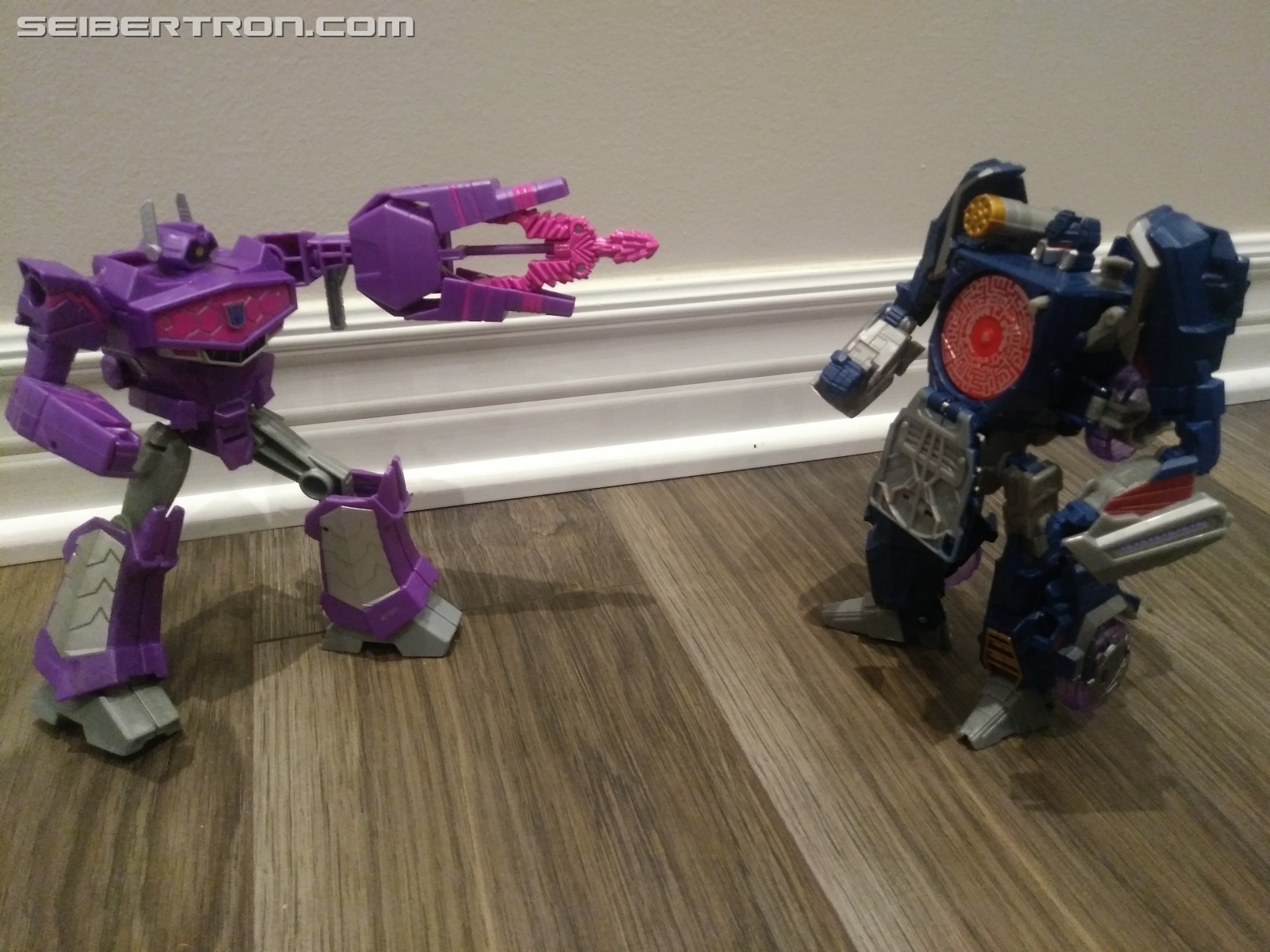 Transformers News: Does Cyberverse Ultra Shockwave Work in a Classics/Generations Collection? Transformers News: Does Cyberverse Ultra Shockwave Work in a Classics/Generations Collection?