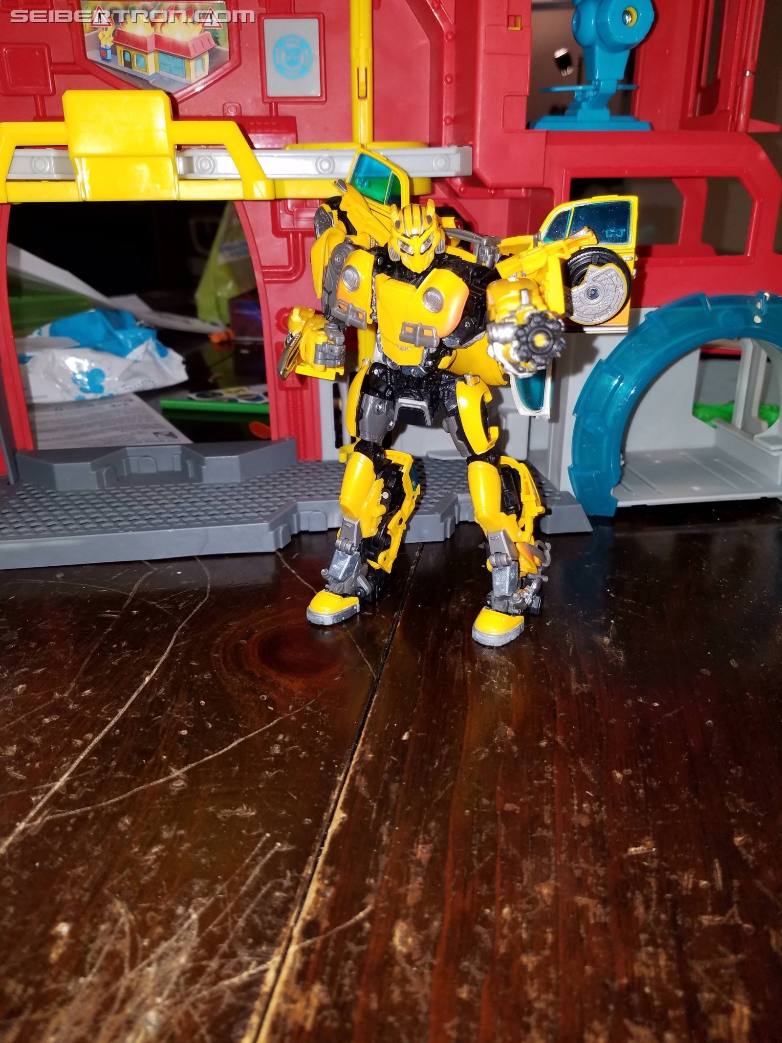 Transformers News: Pictorial Review for Transformers Movie Masterpiece MPM-7 Volkswagen Bumblebee Transformers News: Pictorial Review for Transformers Movie Masterpiece MPM-7 Volkswagen Bumblebee