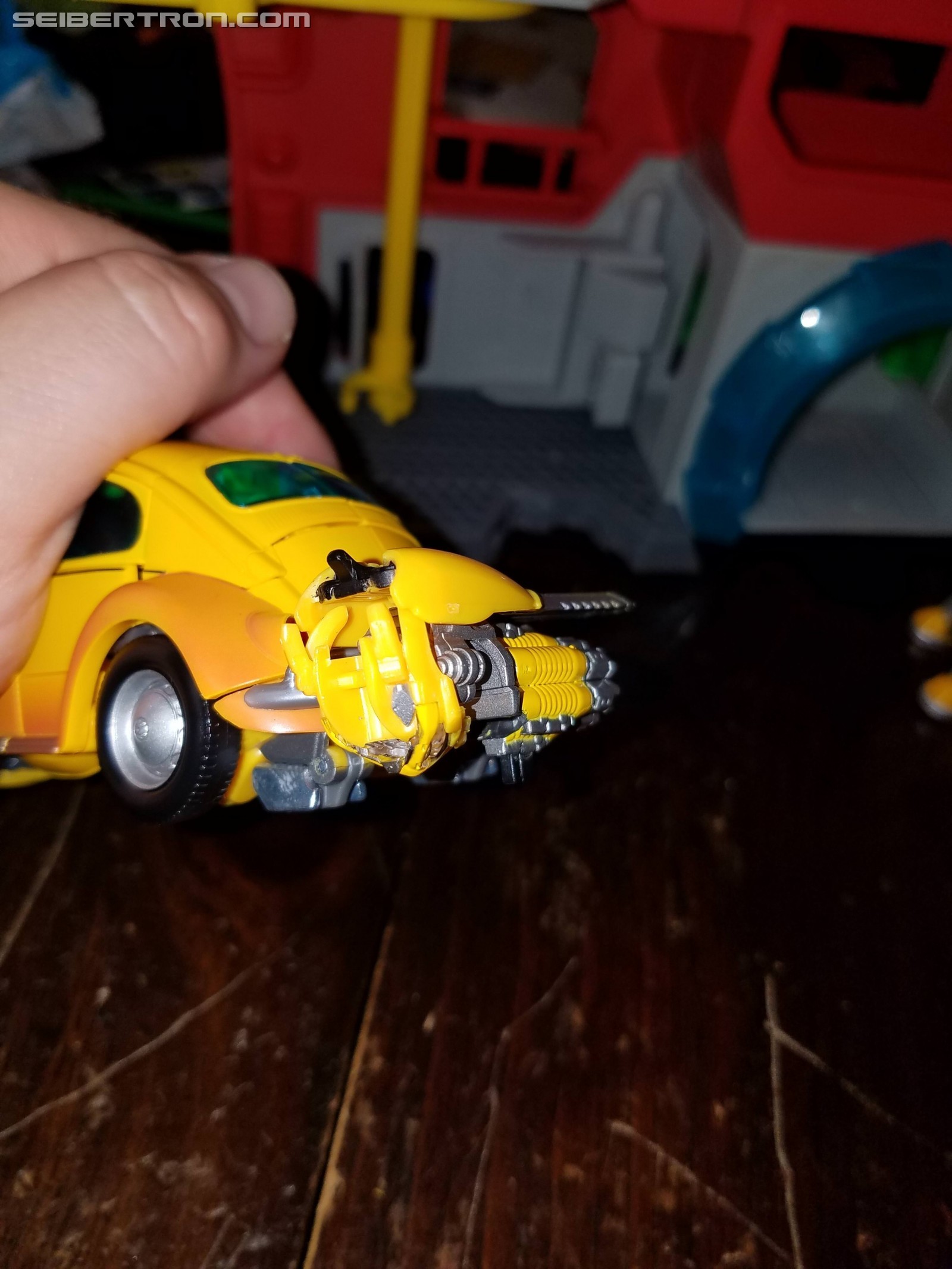 Transformers News: Pictorial Review for Transformers Movie Masterpiece MPM-7 Volkswagen Bumblebee Transformers News: Pictorial Review for Transformers Movie Masterpiece MPM-7 Volkswagen Bumblebee