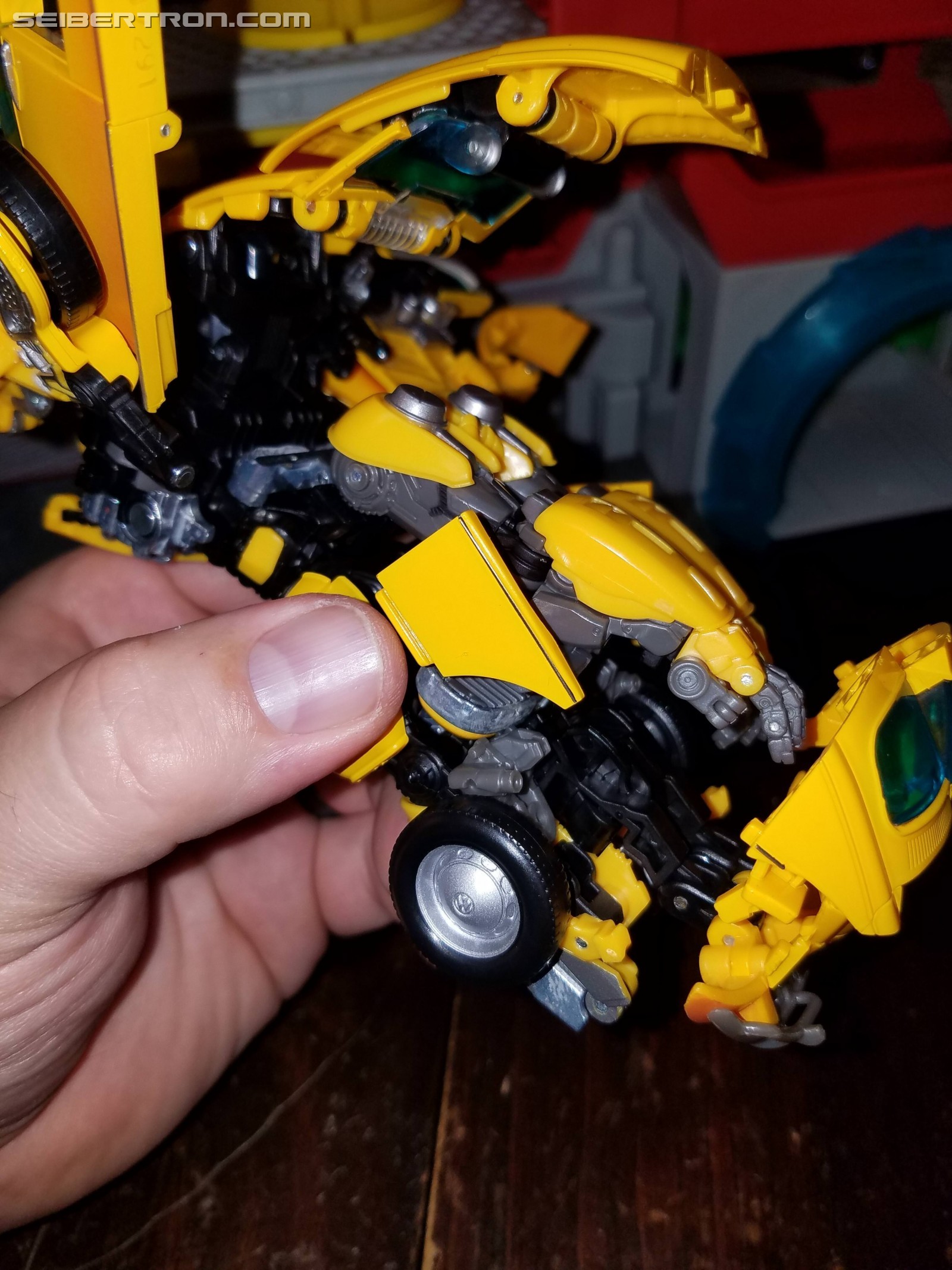 Transformers News: Pictorial Review for Transformers Movie Masterpiece MPM-7 Volkswagen Bumblebee Transformers News: Pictorial Review for Transformers Movie Masterpiece MPM-7 Volkswagen Bumblebee