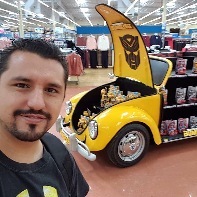 Transformers News: Transformers Bumblebee Movie Merchandise Displays Appearing at Variety of US Stores Transformers News: Transformers Bumblebee Movie Merchandise Displays Appearing at Variety of US Stores