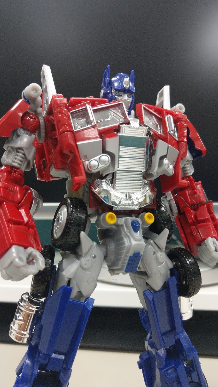 Transformers News: In-Hand Images of Takara Tomy BB-02 Legendary Optimus Prime Transformers News: In-Hand Images of Takara Tomy BB-02 Legendary Optimus Prime