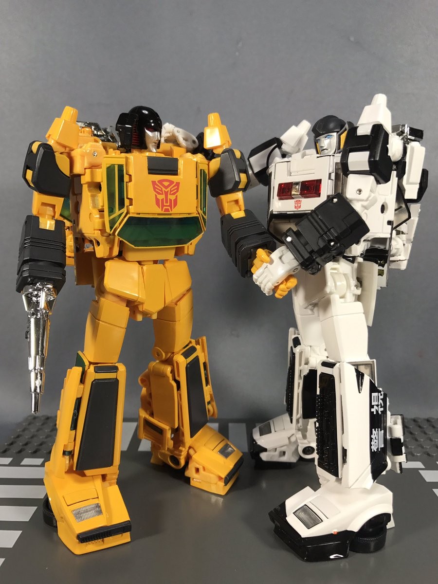 Transformers News: In-Hand Images of Transformers Masterpiece MP-42 Cordon
