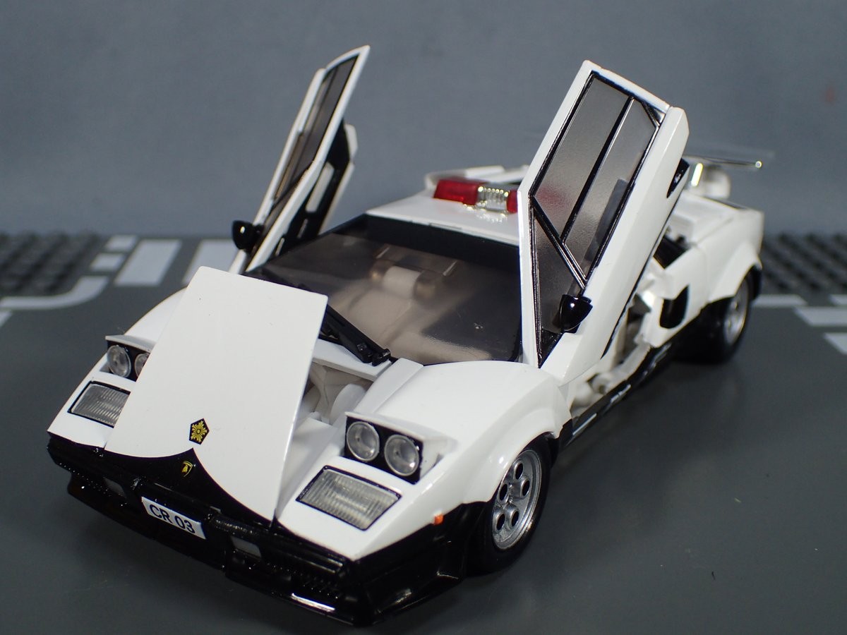Transformers News: In-Hand Images of Transformers Masterpiece MP-42 Cordon