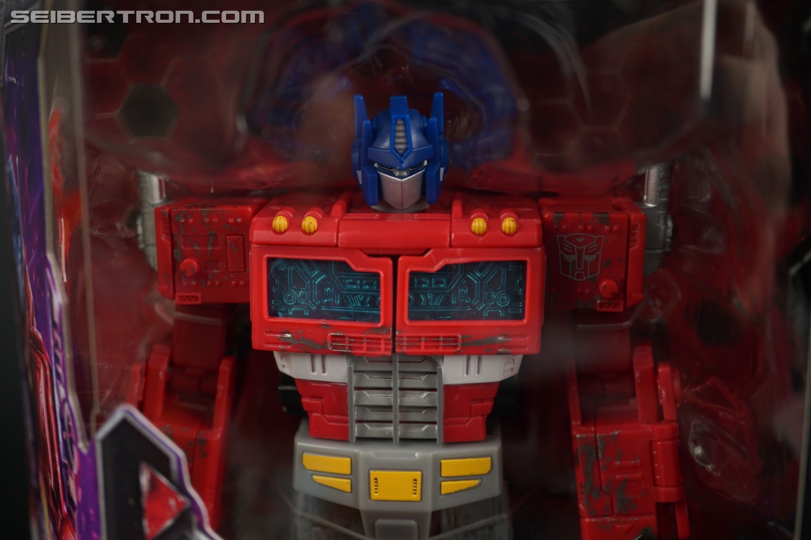 Transformers News: In Hand Images of Transformers WFC Siege Optimus Prime and Megatron Transformers News: In Hand Images of Transformers WFC Siege Optimus Prime and Megatron