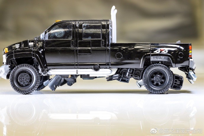 Transformers News: In Hand Images - Transformers Movie Masterpiece MPM-6 Ironhide Transformers News: In Hand Images - Transformers Movie Masterpiece MPM-6 Ironhide