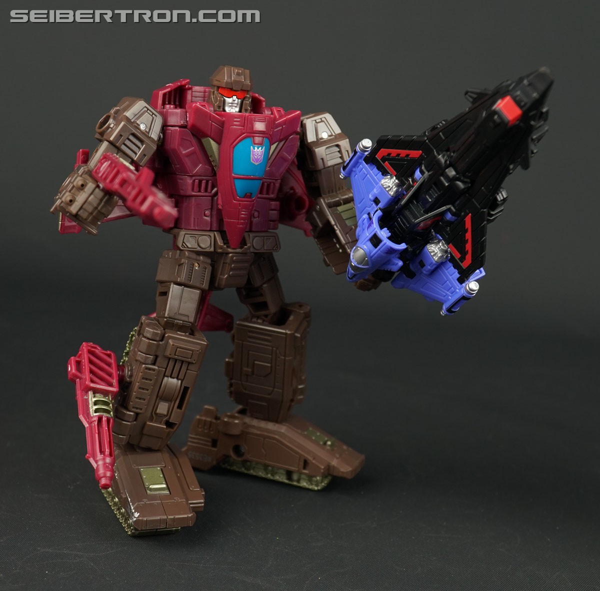 Transformers News: Twincast / Podcast Episode #212 "Countdown to Black Friday" Transformers News: Twincast / Podcast Episode #212 "Countdown to Black Friday"