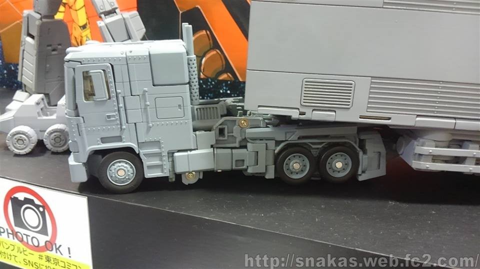 Transformers News: Images from Tokyo Comic Con 2018 of Studio Series, Siege, Encore Big Convoy, MP, and Bumblebee Event Transformers News: Images from Tokyo Comic Con 2018 of Studio Series, Siege, Encore Big Convoy, MP, and Bumblebee Event