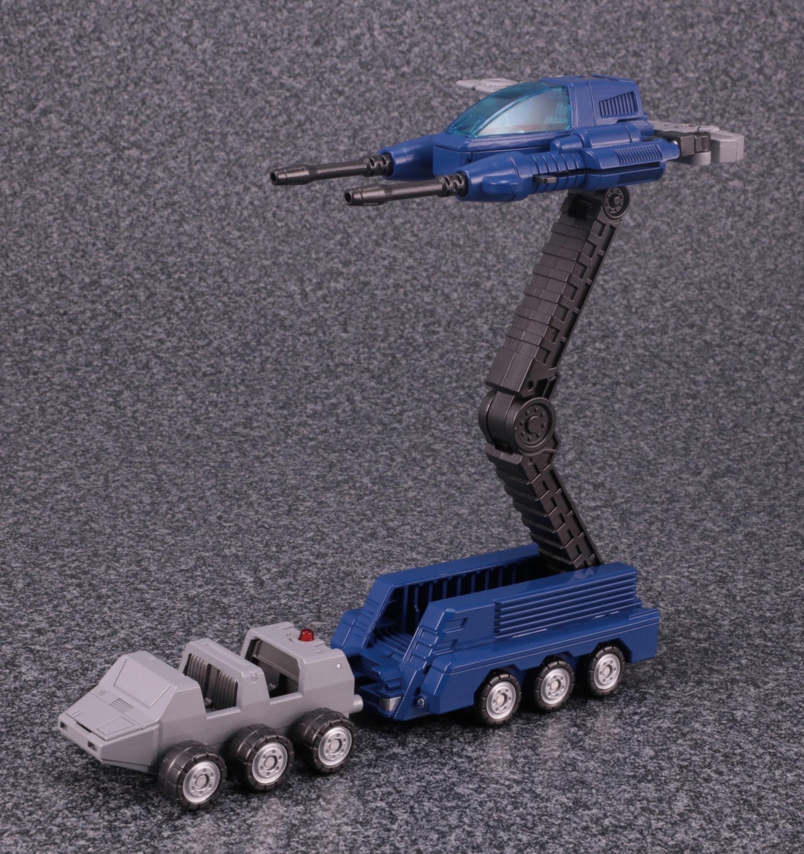 Transformers News: Hi-Res Photographs of MP-44 Optimus Prime 3.0 Transformers News: Hi-Res Photographs of MP-44 Optimus Prime 3.0
