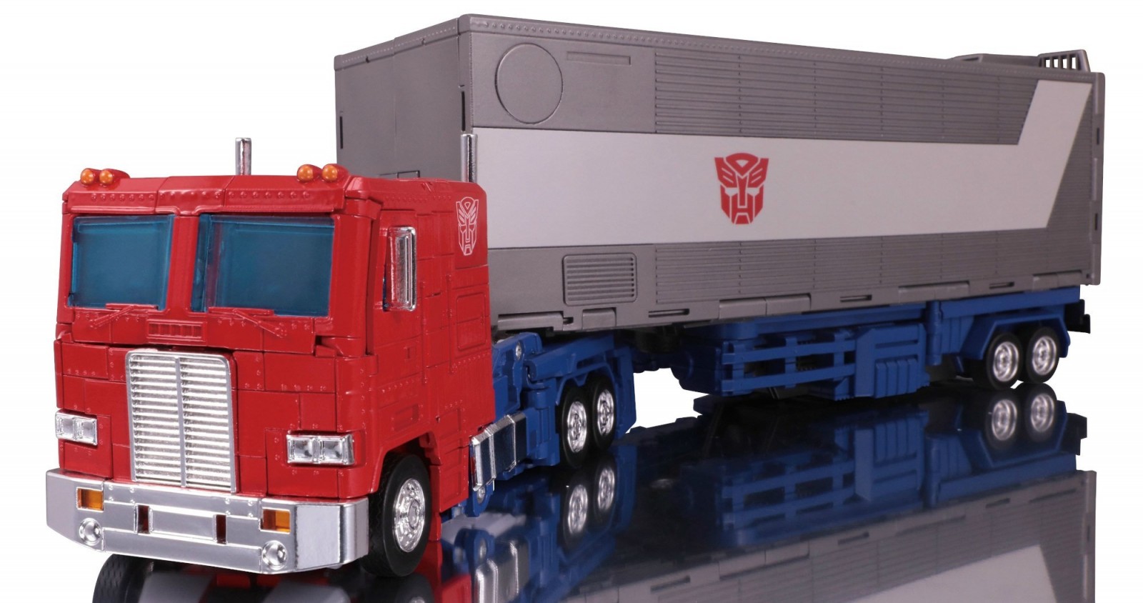 Transformers News: Hi-Res Photographs of MP-44 Optimus Prime 3.0 Transformers News: Hi-Res Photographs of MP-44 Optimus Prime 3.0