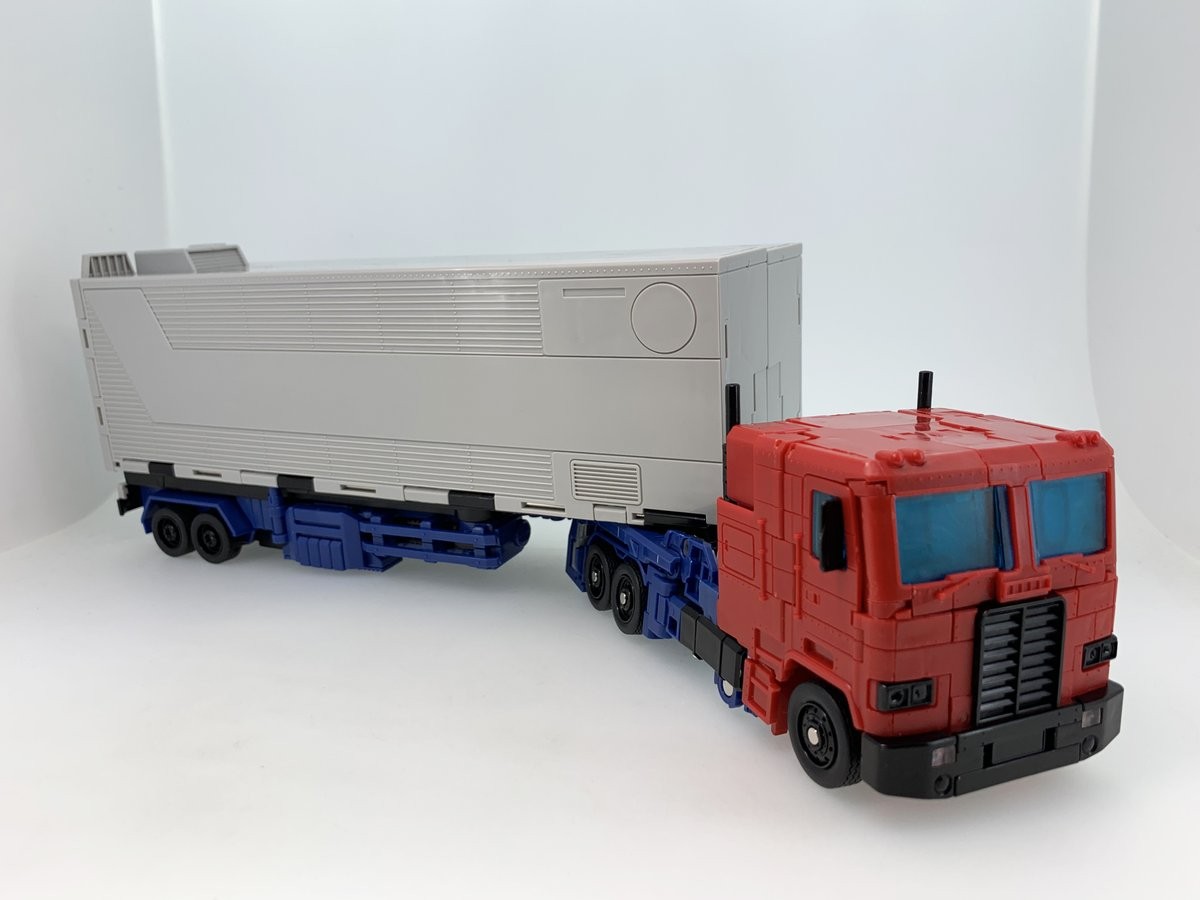 Transformers News: Hasbro Confirms that their Release of MP-44 Masterpiece Optimus Prime will be Speaking Japanese Transformers News: Hasbro Confirms that their Release of MP-44 Masterpiece Optimus Prime will be Speaking Japanese