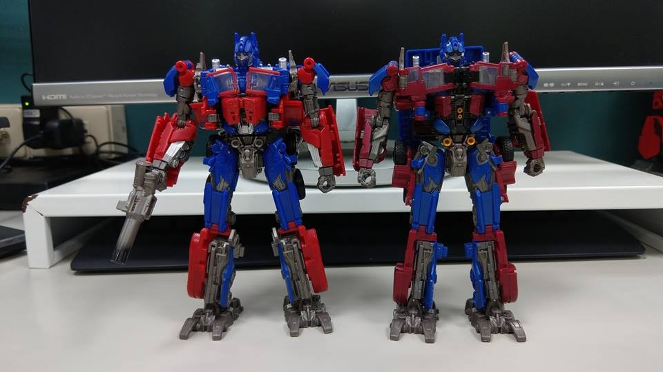 Transformers News: Studio Series News Roundup with New Sightings and Reviews + In Hand Images of Rampage and