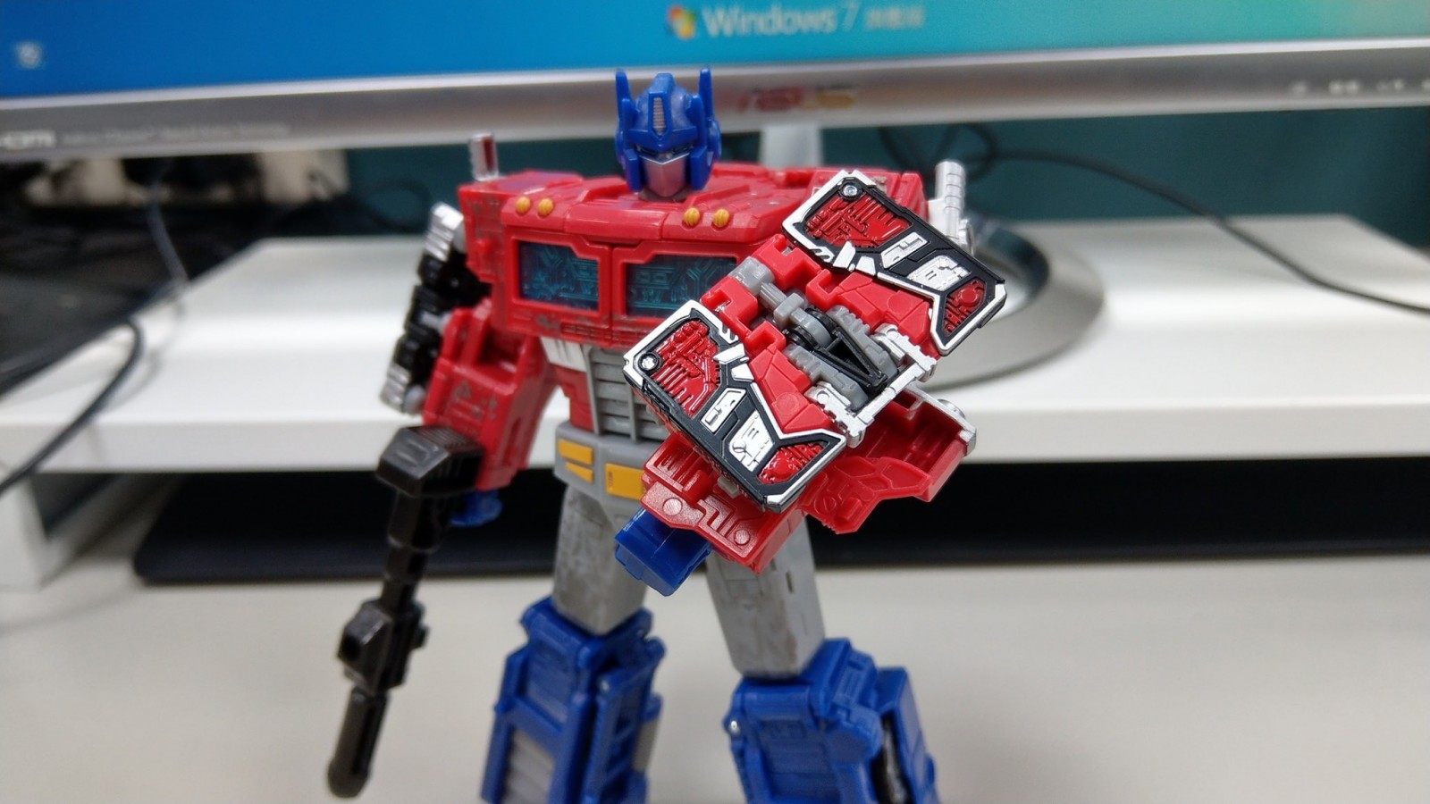 Transformers News: In Hand Images of Transformers Siege Wave 2 Micromasters Transformers News: In Hand Images of Transformers Siege Wave 2 Micromasters