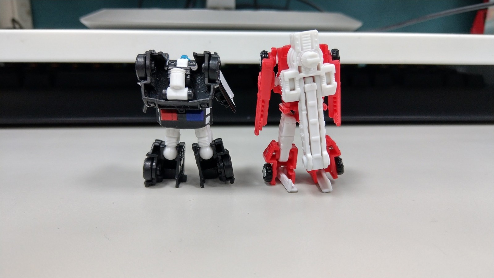 Transformers News: In Hand Images of Transformers Siege Wave 2 Micromasters Transformers News: In Hand Images of Transformers Siege Wave 2 Micromasters