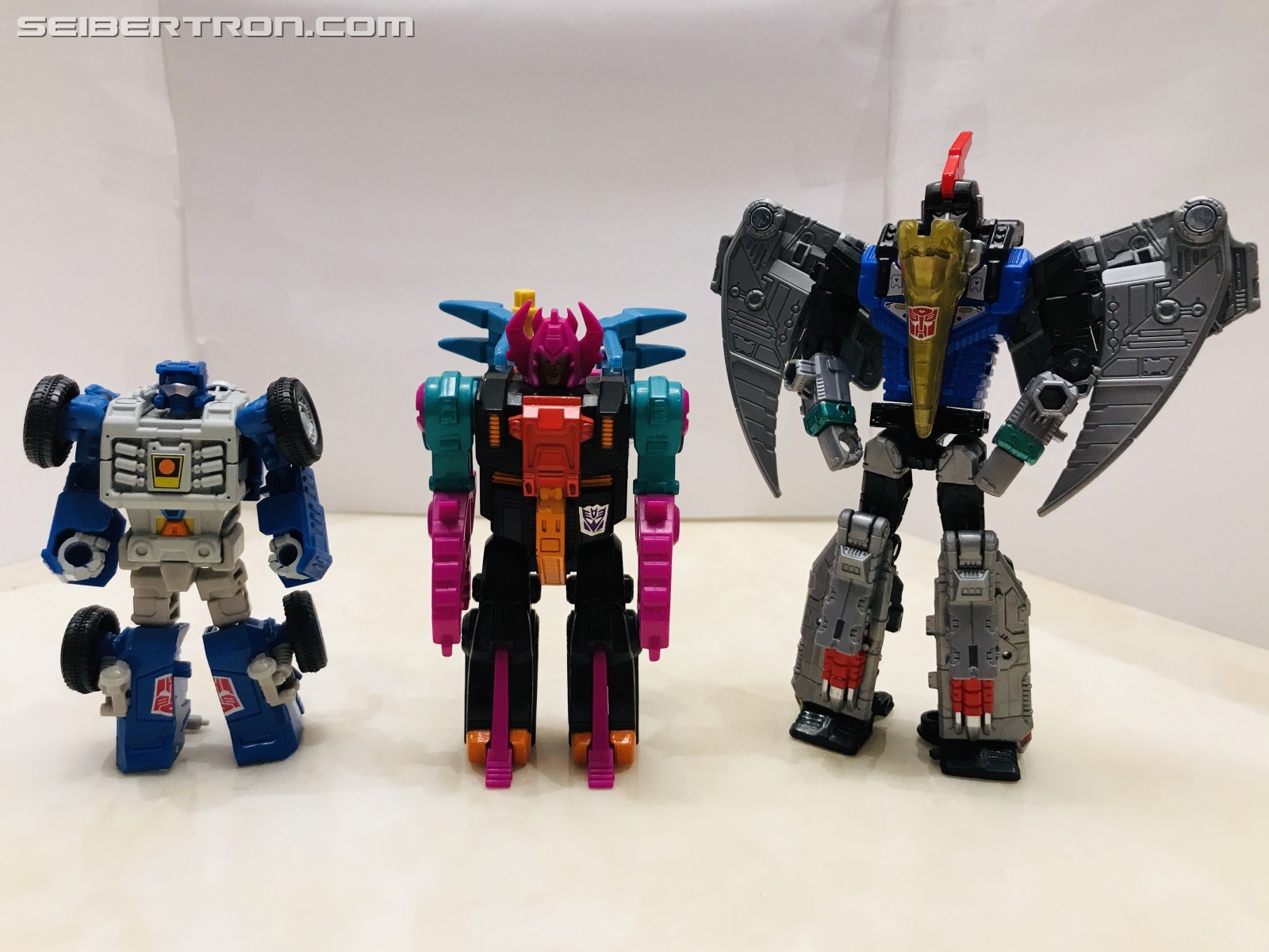 Transformers News: Pictorial Review of G1 Region Exclusive Double Punch