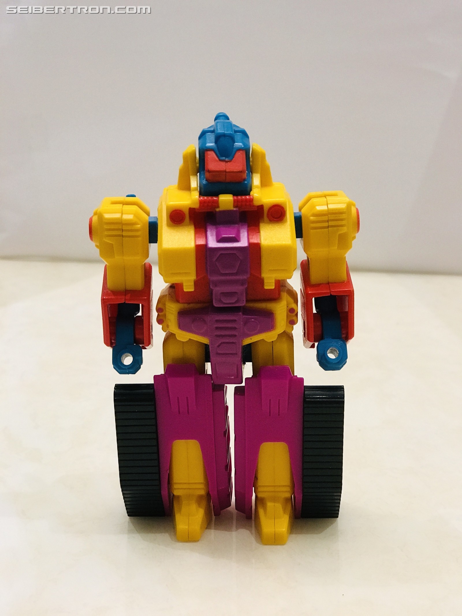 Transformers News: Pictorial Review of G1 Region Exclusive Omega Spreem