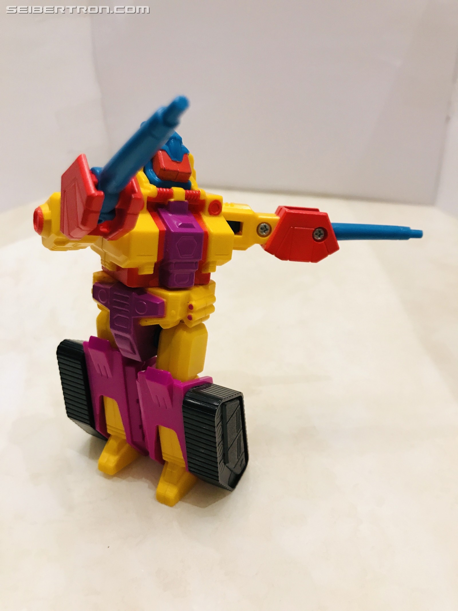 Transformers News: Pictorial Review of G1 Region Exclusive Omega Spreem