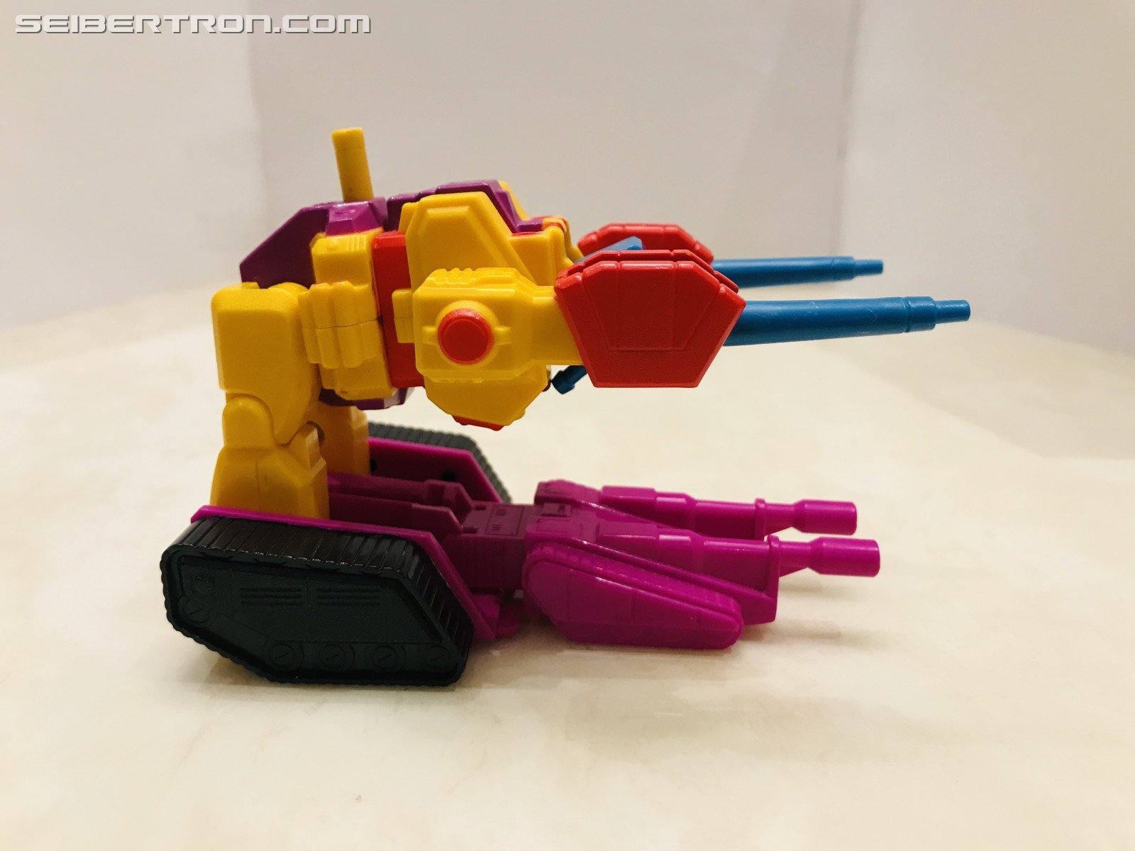 Transformers News: Pictorial Review of G1 Region Exclusive Omega Spreem