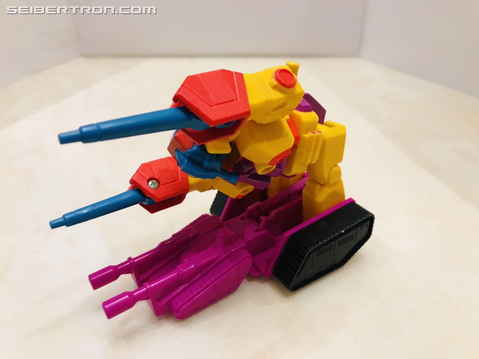Transformers News: Pictorial Review of G1 Region Exclusive Omega Spreem