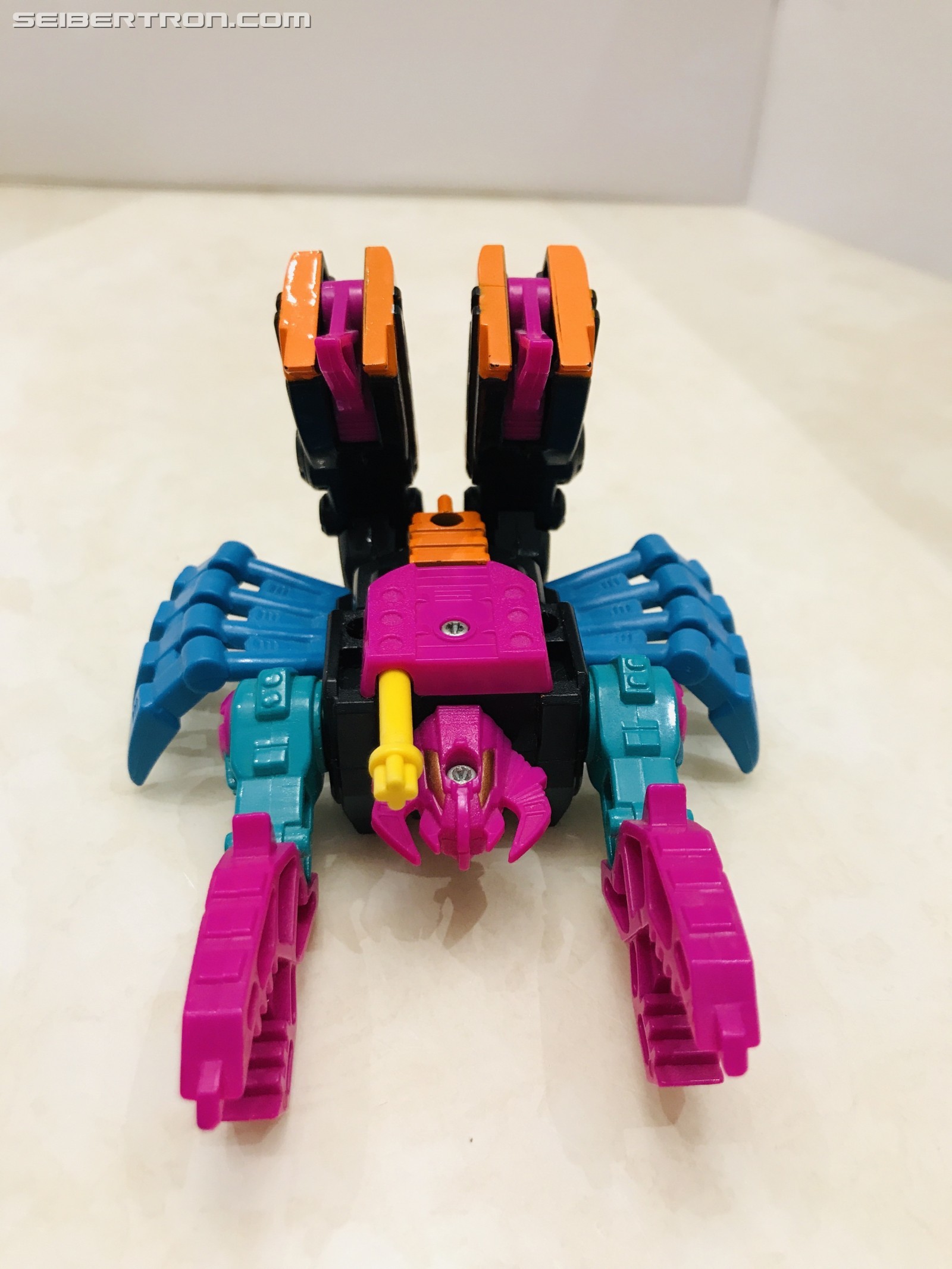 Transformers News: Pictorial Review of G1 Region Exclusive Double Punch