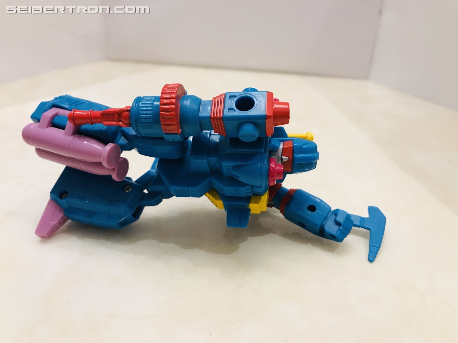 Transformers News: Pictorial Review of G1 Region Exclusive Windmill