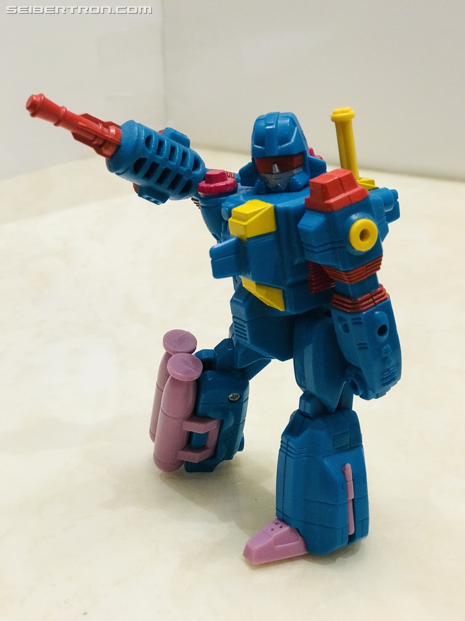 Transformers News: Pictorial Review of G1 Region Exclusive Windmill
