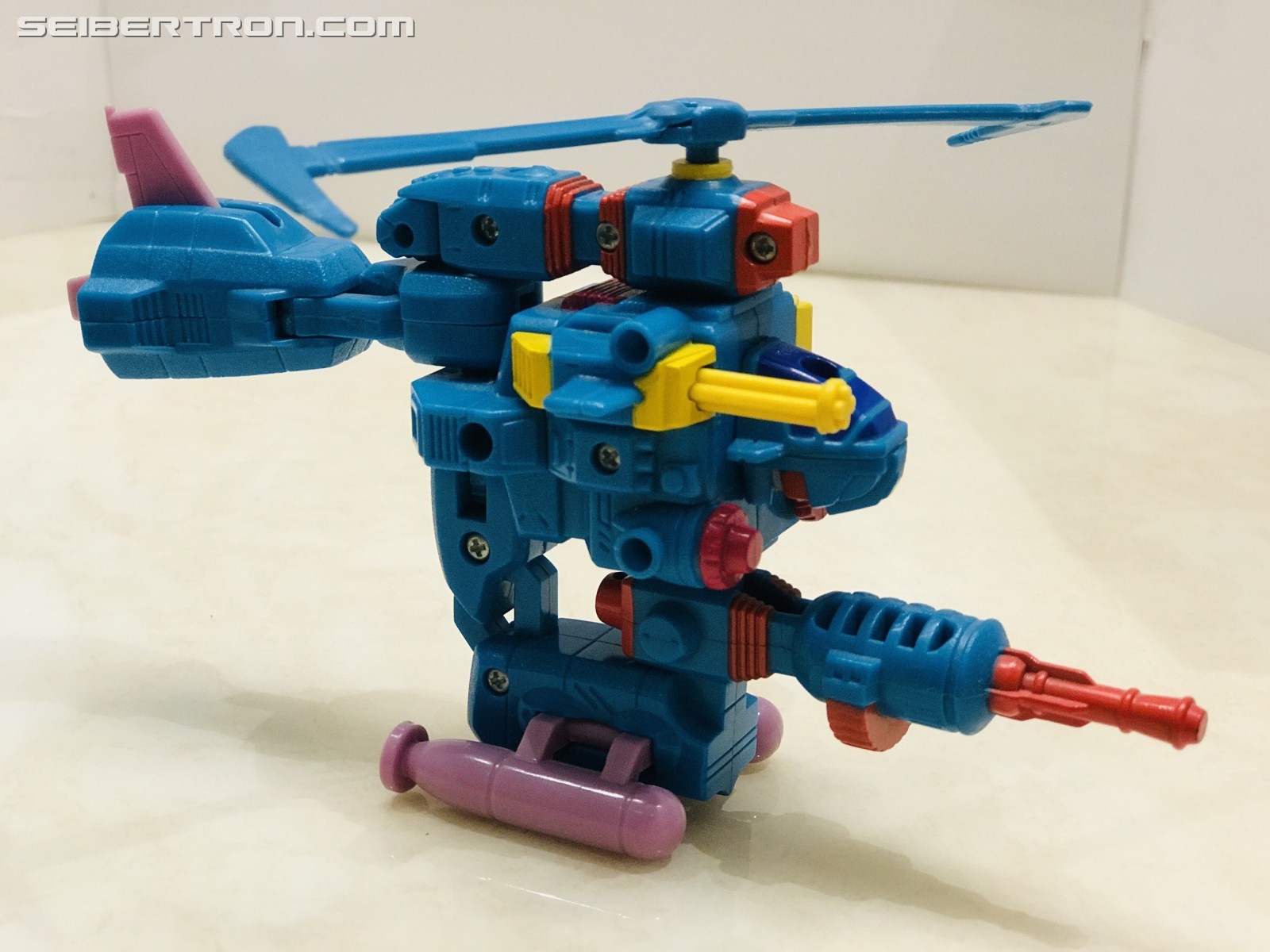 Transformers News: Pictorial Review of G1 Region Exclusive Windmill