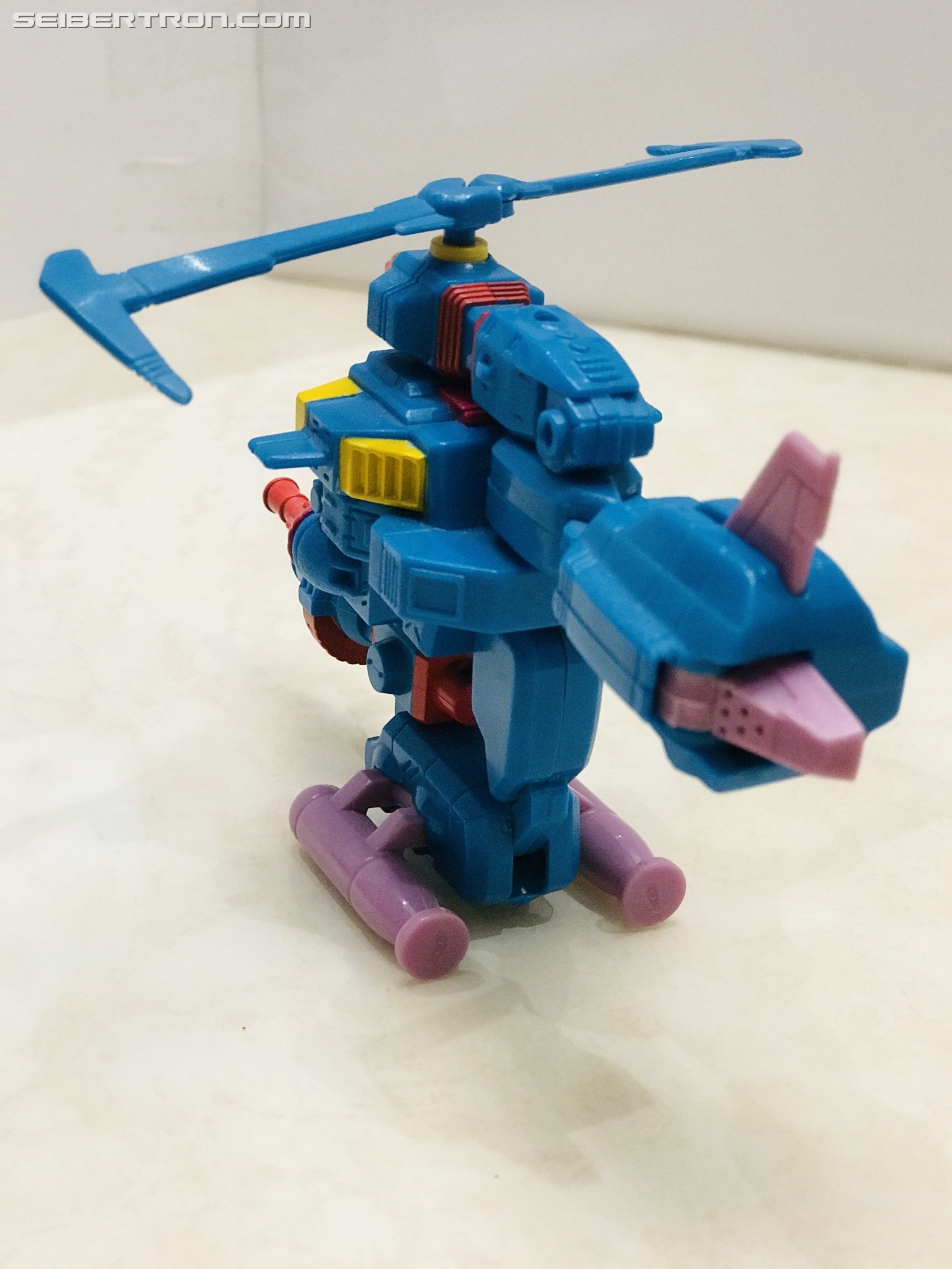 Transformers News: Pictorial Review of G1 Region Exclusive Windmill