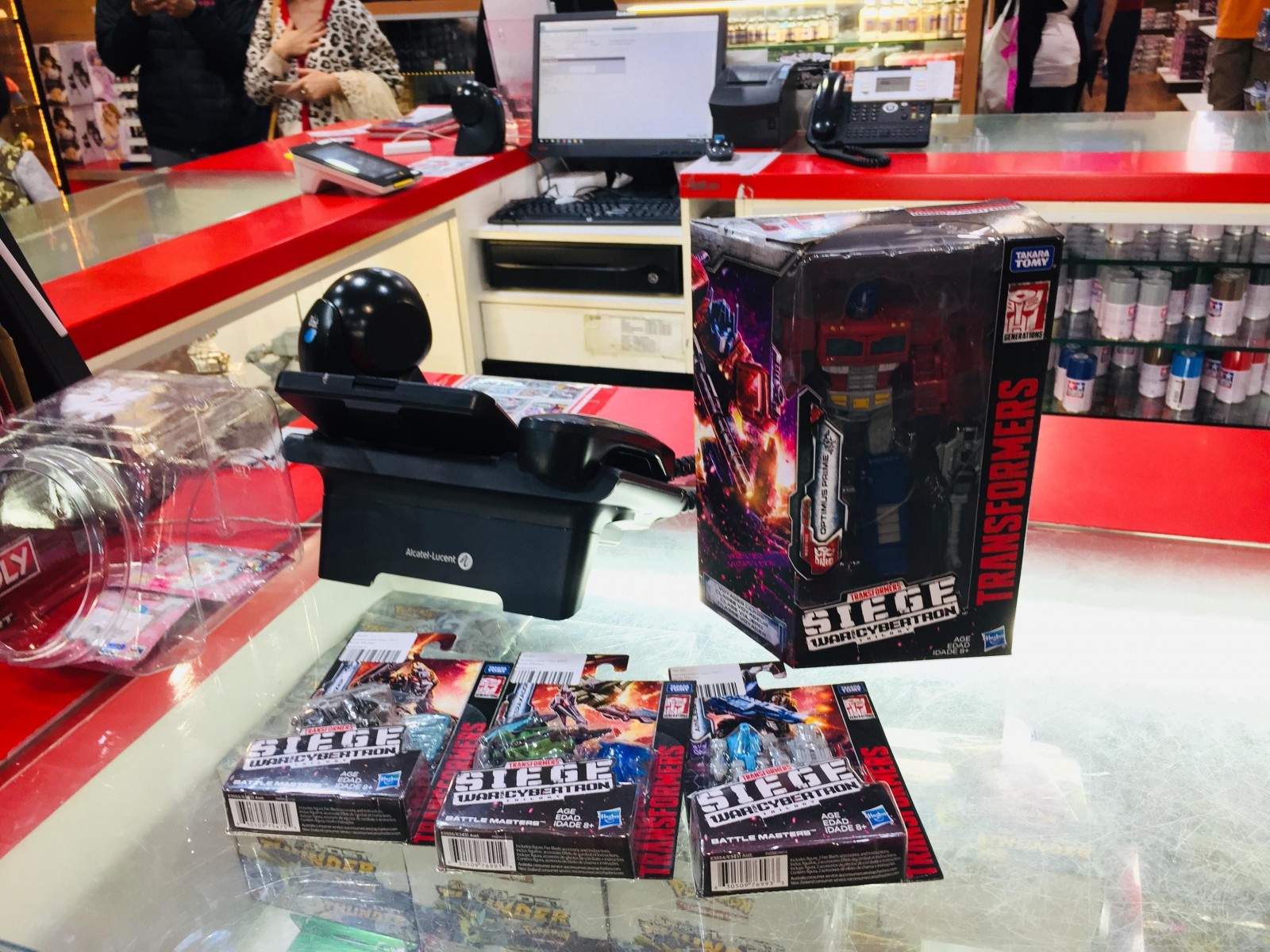 Transformers News: First Global Sighting for Wave 2 Siege Battle Masters Pteraxadon and Aimless