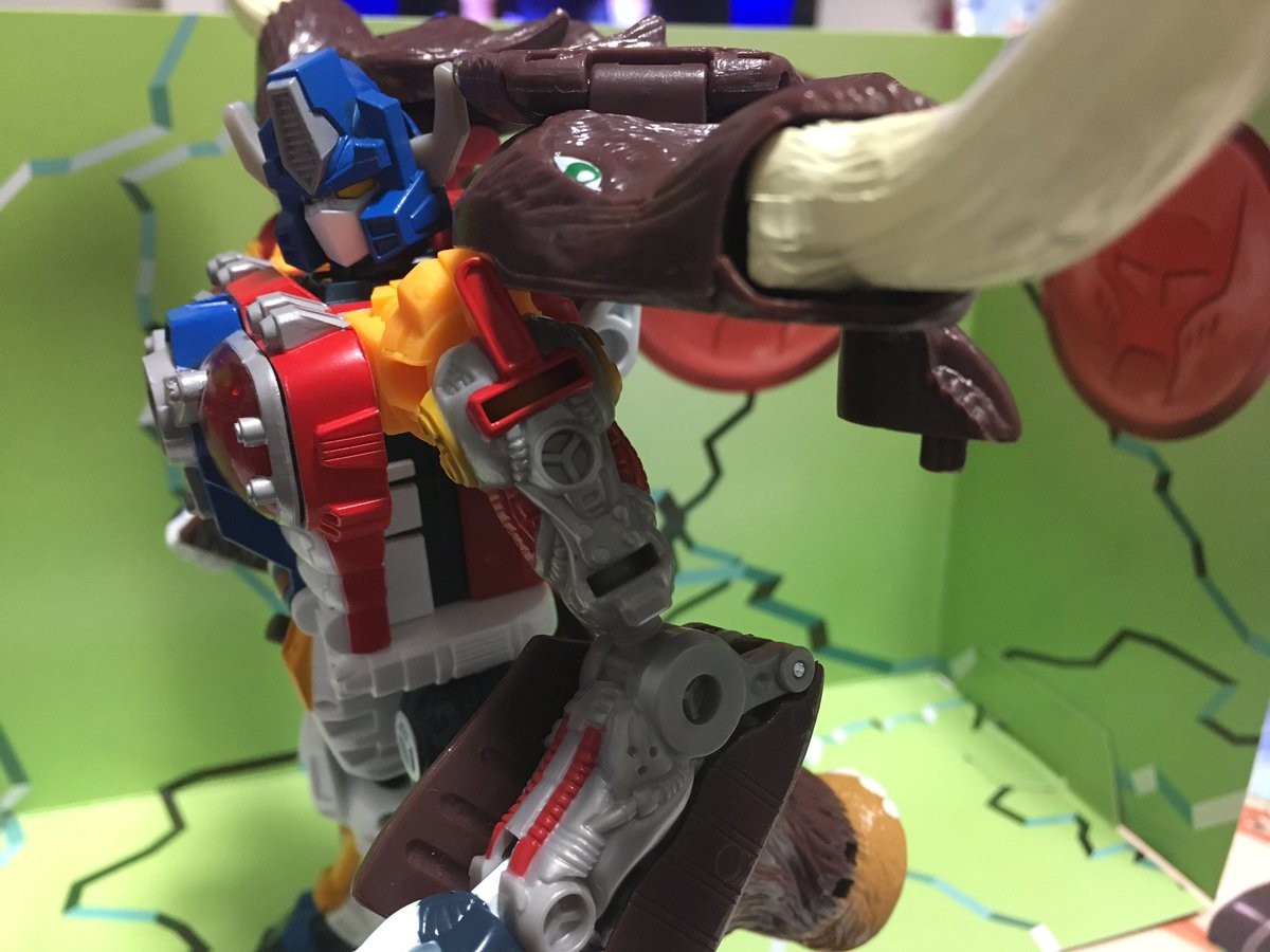 Transformers News: Roundup of New Images for Takara Exlusives Including Big Convoy, AOE Bumblebee, SS Ex Drift and More Transformers News: Roundup of New Images for Takara Exlusives Including Big Convoy, AOE Bumblebee, SS Ex Drift and More