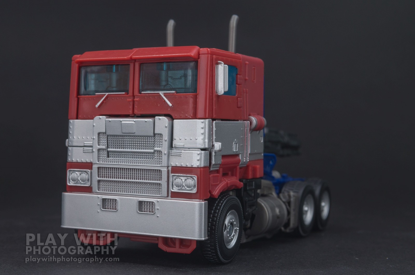 Transformers News: Studio Series 38 Bumblebee Movie Optimus Prime Out at Select Stores in the US + New Pics Transformers News: Studio Series 38 Bumblebee Movie Optimus Prime Out at Select Stores in the US + New Pics