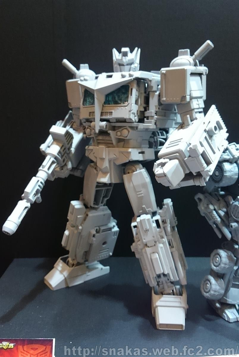 Transformers News: Additional Images of New Star Convoy and Armada Optimus Prime Confirming Combination Gimmick Transformers News: Additional Images of New Star Convoy and Armada Optimus Prime Confirming Combination Gimmick