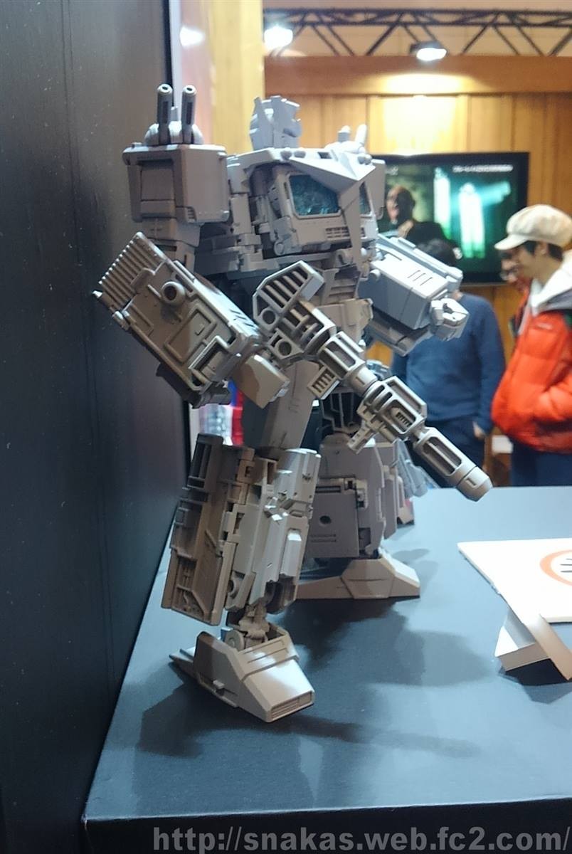 Transformers News: Additional Images of New Star Convoy and Armada Optimus Prime Confirming Combination Gimmick Transformers News: Additional Images of New Star Convoy and Armada Optimus Prime Confirming Combination Gimmick