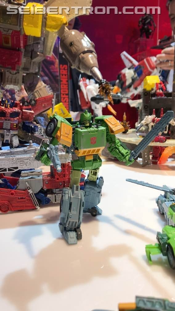 Transformers News: Toy Fair New York 2019 Transformers War for Cybertron: Siege Photos #tfny #hasbrotoyfair Transformers News: Toy Fair New York 2019 Transformers War for Cybertron: Siege Photos #tfny #hasbrotoyfair