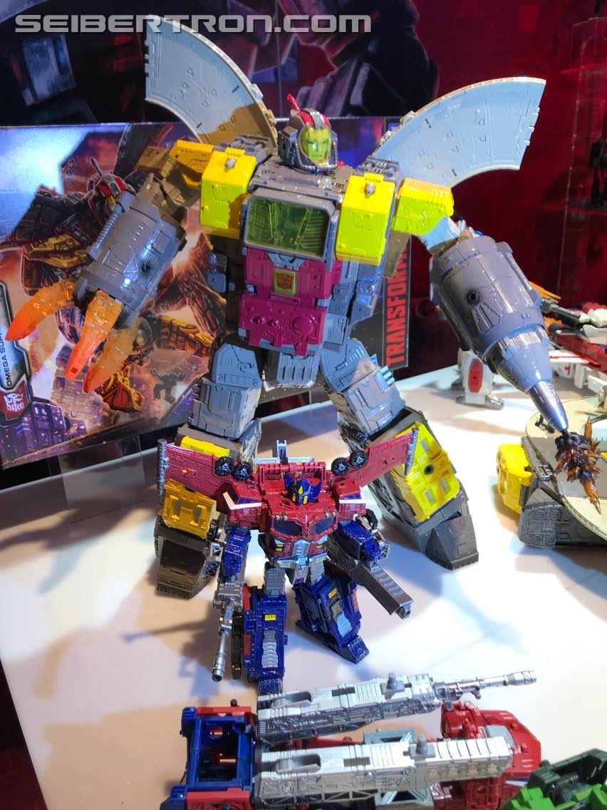 Transformers News: Toy Fair New York 2019 Transformers War for Cybertron: Siege Photos #tfny #hasbrotoyfair Transformers News: Toy Fair New York 2019 Transformers War for Cybertron: Siege Photos #tfny #hasbrotoyfair