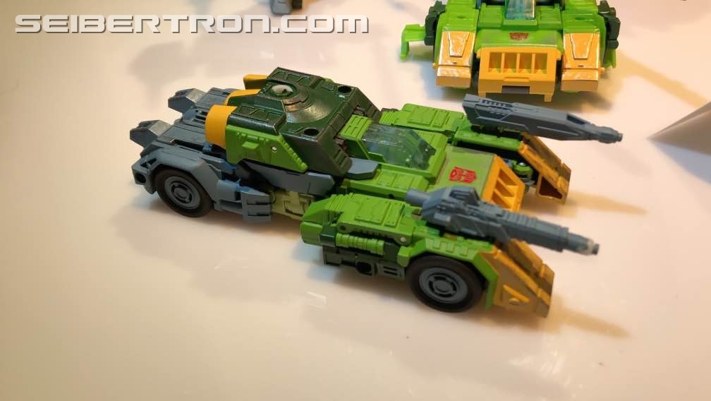 Transformers News: Toy Fair New York 2019 Transformers War for Cybertron: Siege Photos #tfny #hasbrotoyfair Transformers News: Toy Fair New York 2019 Transformers War for Cybertron: Siege Photos #tfny #hasbrotoyfair