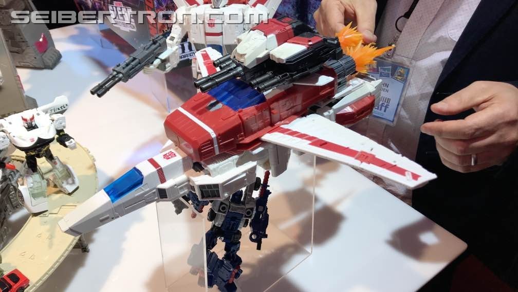 Transformers News: Toy Fair New York 2019 Transformers War for Cybertron: Siege Photos #tfny #hasbrotoyfair Transformers News: Toy Fair New York 2019 Transformers War for Cybertron: Siege Photos #tfny #hasbrotoyfair