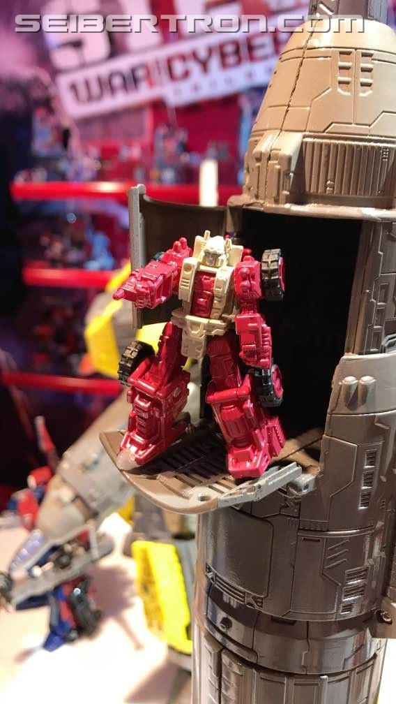 Transformers News: Toy Fair New York 2019 Transformers War for Cybertron: Siege Photos #tfny #hasbrotoyfair Transformers News: Toy Fair New York 2019 Transformers War for Cybertron: Siege Photos #tfny #hasbrotoyfair